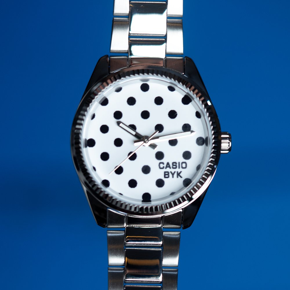 Polka Dot Dial Women Casio Watch 30mm - Image 4